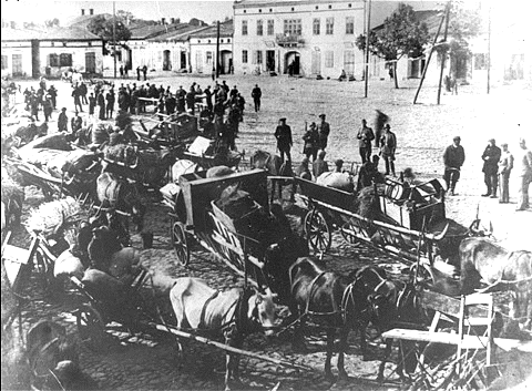 Deportations
                                                        to Treblinka